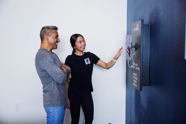 What You Need to Know About Working with A Stretch Expert